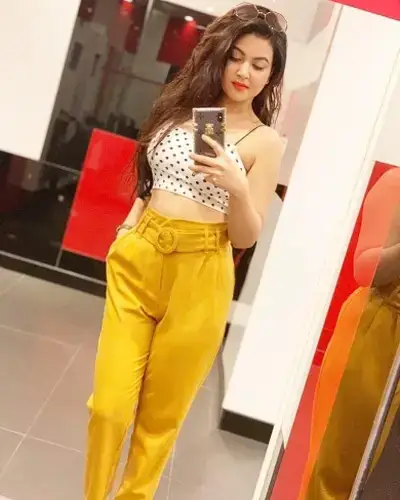Matiali Escort